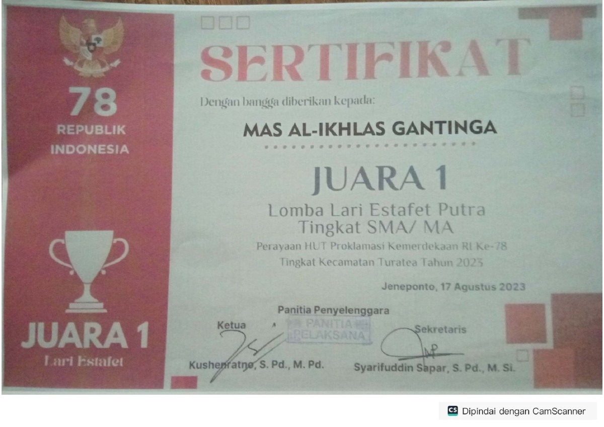 Juara 1 Lomba Lari Estafet Putra