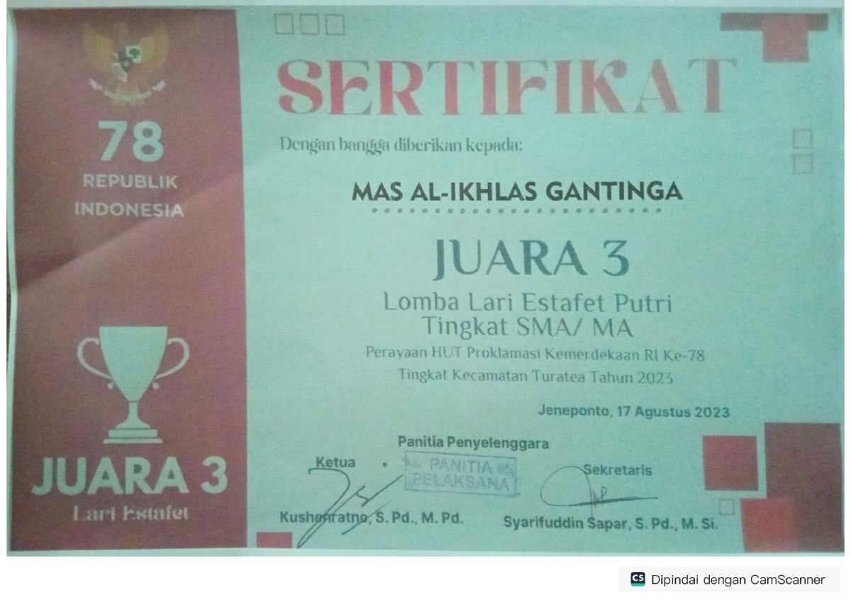 Juara 3 Lomba Lari Estafet Putri
